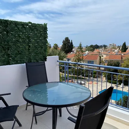 Apartment Paradise Gardens 1